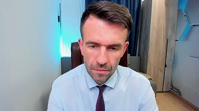 Snapshot of SteveTiger chatting on October 5, 3:43 pm SteveTiger online show from October 5, 3:43 pm