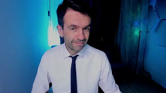 Snapshot of SteveTiger chatting on October 27, 3:32 am SteveTiger online show from October 27, 3:32 am