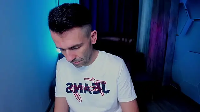 SteveTiger online show from November 5, 12:05 pm