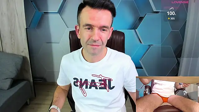 SteveTiger online show from March 15, 3:29 pm