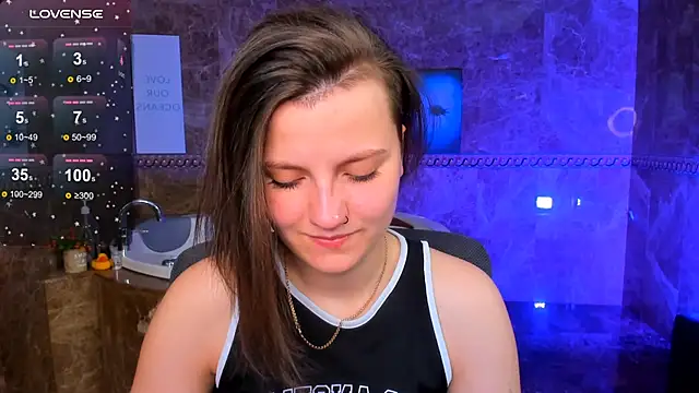 MelindaTin online show from April 30, 1:12 am