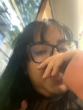 LillyCandy online show from November 9, 10:30 pm