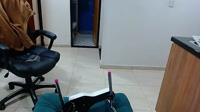 Ixchel Anaid online show from February 8, 3:41 am