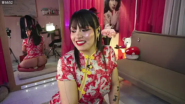 Rachellkors online show from July 18, 11:14 am