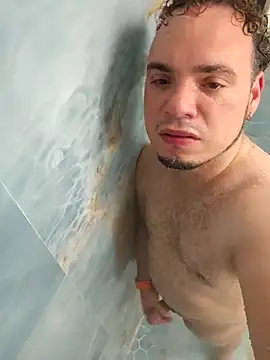 latinoflpr online show from October 3, 1:24 am