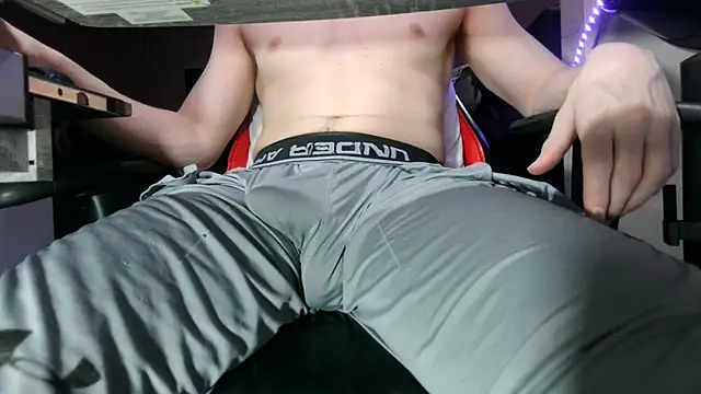 Dick and muscles online show from June 3, 8:39 am