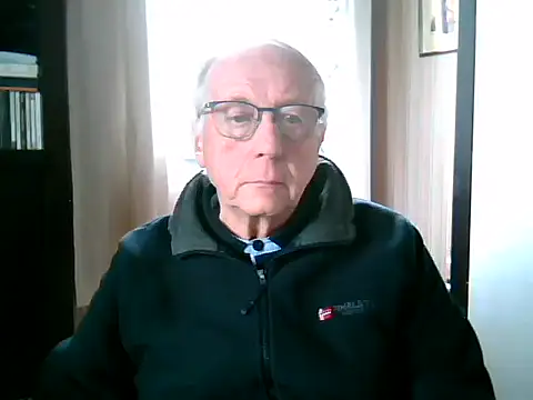 Snapshot of johnjohn622662 chatting on February 18, 2:57 pm johnjohn622662 online show from February 18, 2:57 pm