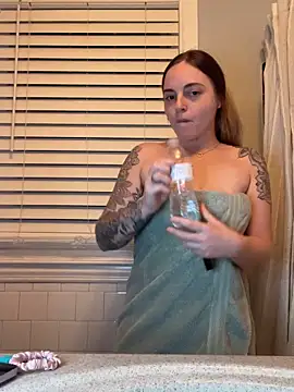 jaseyrae online show from March 1, 1:51 am