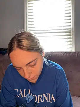 jaseyrae online show from June 25, 11:48 am