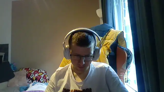 David250692 online show from March 23, 7:45 am