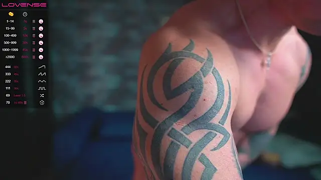 Snapshot of mark_normal chatting on February 3, 4:14 am mark normal online show from February 3, 4:14 am