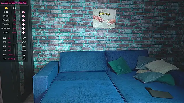 Snapshot of mark_normal chatting on February 14, 11:20 pm mark normal online show from February 14, 11:20 pm