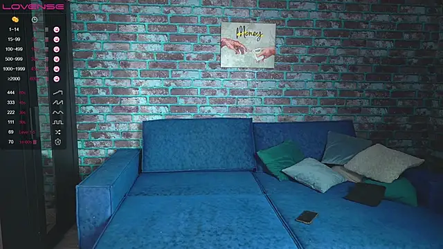 Snapshot of mark_normal chatting on February 15, 11:47 pm mark normal online show from February 15, 11:47 pm