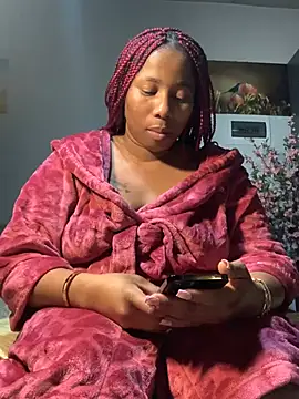 CurvyDesire1 online show from February 20, 12:41 am