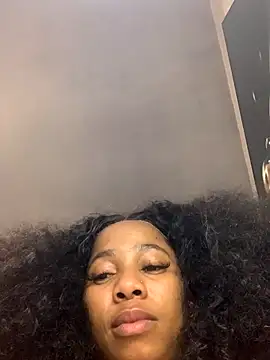 CurvyDesire1 online show from September 11, 1:33 pm