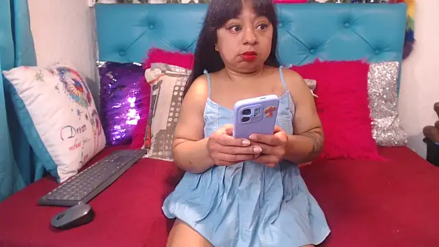 SARAWILLS online show from March 27, 1:55 pm