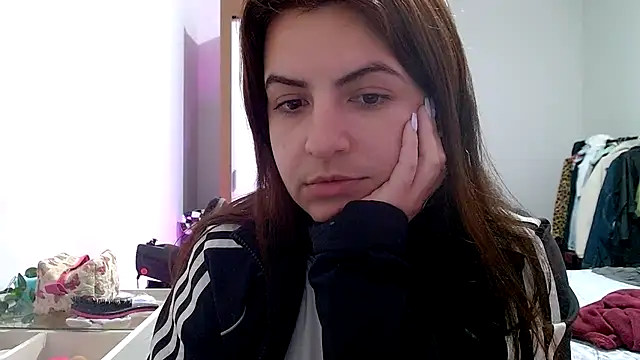 chelbyy online show from November 9, 3:27 am