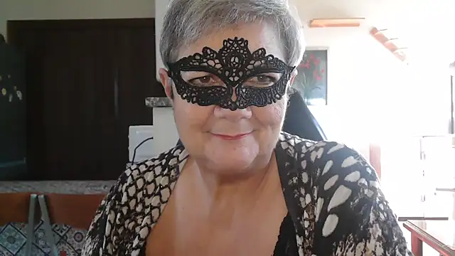 Snapshot of simona60 chatting on October 18, 1:34 pm simona60 online show from October 18, 1:34 pm