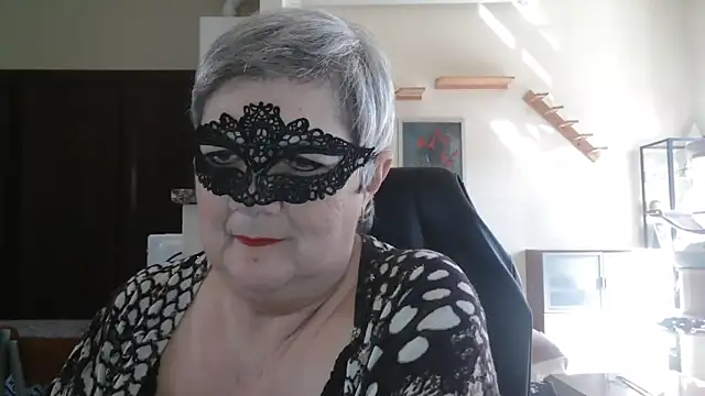 simona60 online show from April 6, 1:12 pm