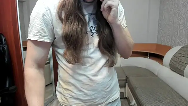 Marrymepls online show from December 18, 11:55 pm