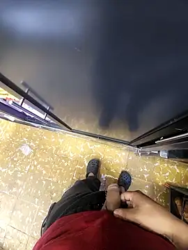 Snapshot of Elecuatoriano365 chatting on March 23, 7:40 pm Elecuatoriano365 online show from March 23, 7:40 pm