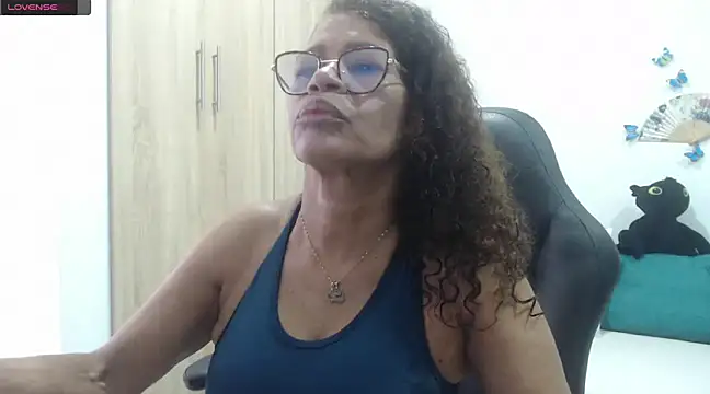 BustyMilf  online show from February 5, 11:44 am