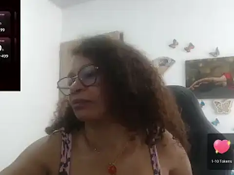 BustyMilf  online show from March 5, 6:12 pm