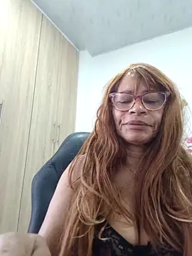 Snapshot of BustyMilf_ chatting on May 6, 12:43 pm BustyMilf online show from May 6, 12:43 pm