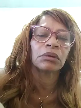 Snapshot of BustyMilf_ chatting on June 11, 12:25 pm BustyMilf online show from June 11, 12:25 pm