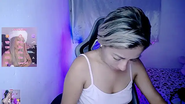 ninatiny online show from January 14, 11:16 am