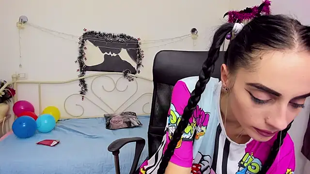 jessystarr online show from January 2, 12:02 am