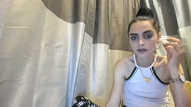 jessystarr online show from October 24, 5:20 pm