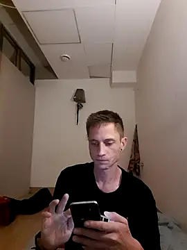 sanderson83 online show from September 15, 2:00 am