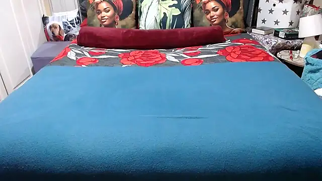 Snapshot of BUSTYDEE chatting on May 13, 9:28 am BUSTYDEE online show from May 13, 9:28 am