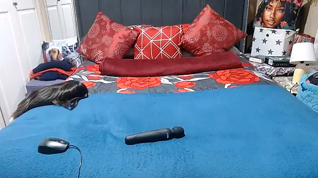 Snapshot of BUSTYDEE chatting on June 12, 5:56 pm BUSTYDEE online show from June 12, 5:56 pm