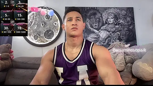 Snapshot of BenjaminCooperk chatting on November 25, 6:35 am BenjaminCooperk online show from November 25, 6:35 am