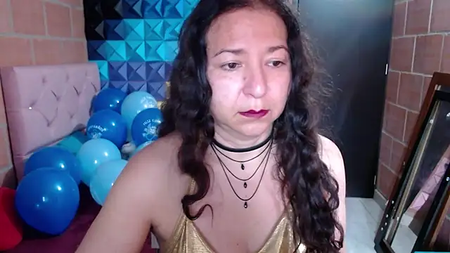 katifoxx online show from December 23, 7:41 pm
