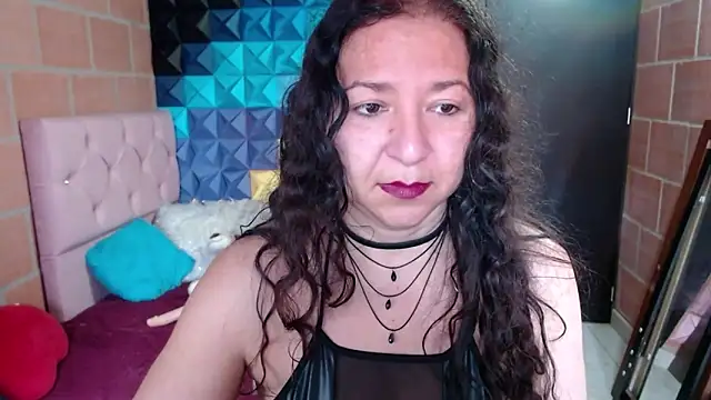 katifoxx online show from December 27, 7:35 pm