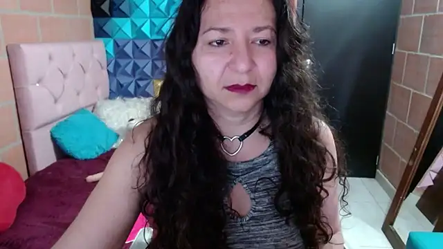 katifoxx online show from January 5, 7:17 pm
