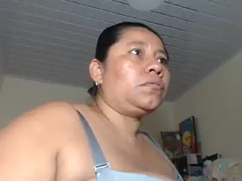 adrixxx38 online show from February 25, 9:24 pm