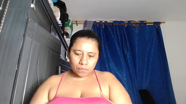 adrixxx38 online show from March 23, 11:09 pm