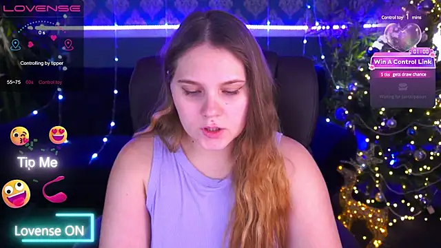 Snapshot of VinnaSky chatting on December 9, 1:45 pm VinnaSky online show from December 9, 1:45 pm