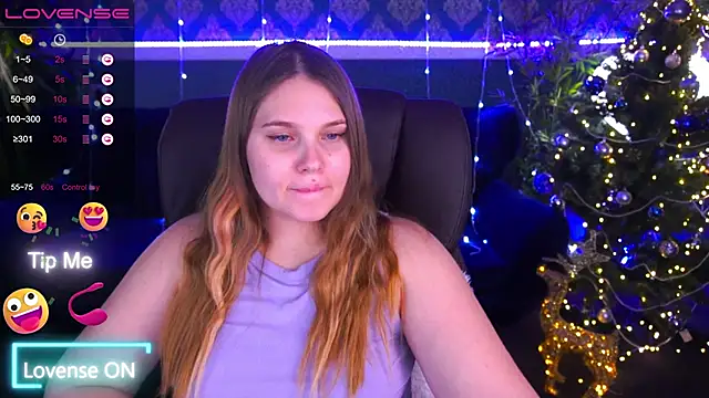 Snapshot of VinnaSky chatting on December 9, 4:47 pm VinnaSky online show from December 9, 4:47 pm