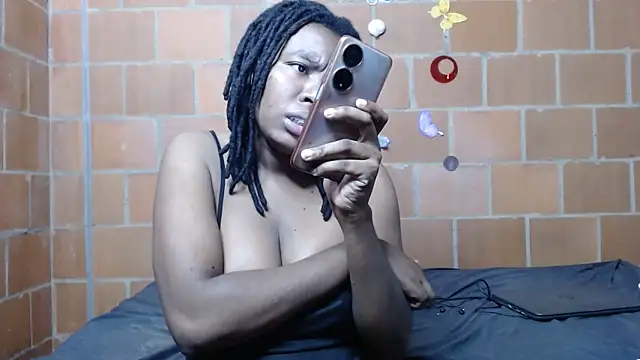 Snapshot of Magaharper10 chatting on March 9, 10:14 pm Magaharper10 online show from March 9, 10:14 pm