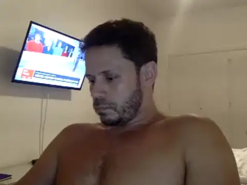 Snapshot of FelipeRiver chatting on February 18, 11:19 pm FelipeRiver online show from February 18, 11:19 pm