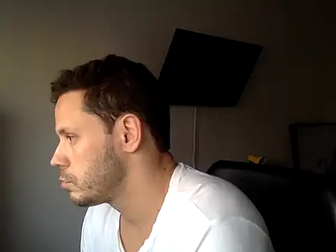 Snapshot of FelipeRiver chatting on October 11, 8:40 pm FelipeRiver online show from October 11, 8:40 pm