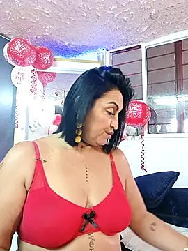 zullyxhot online show from September 17, 9:49 pm