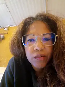 Snapshot of mila38 chatting on April 9, 7:36 am mila38 online show from April 9, 7:36 am