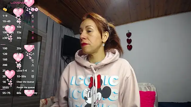 Snapshot of cristin_doll_ chatting on March 13, 4:56 pm cristin doll online show from March 13, 4:56 pm
