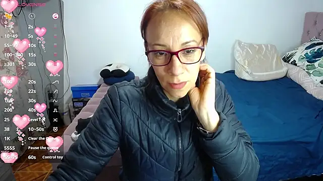 Snapshot of cristin_doll_ chatting on March 19, 7:49 pm cristin doll online show from March 19, 7:49 pm